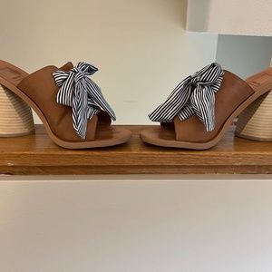 Dolce Vita sandals caramel leather with blue and white striped bows.